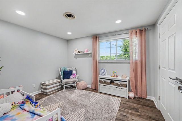 4900 Pennswood Drive, Huber Heights, OH 45424