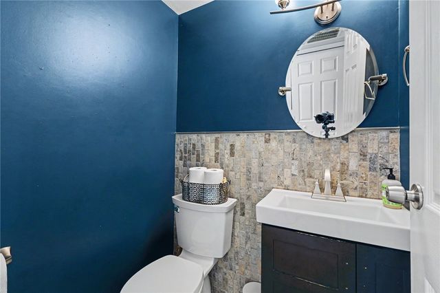 4900 Pennswood Drive, Huber Heights, OH 45424
