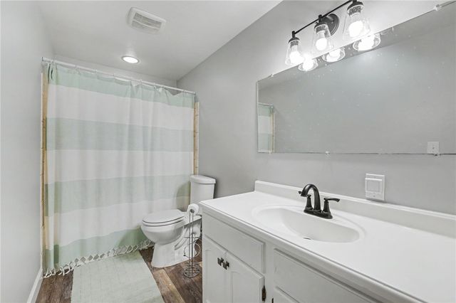 4900 Pennswood Drive, Huber Heights, OH 45424
