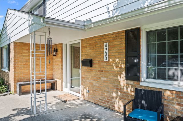 4900 Pennswood Drive, Huber Heights, OH 45424