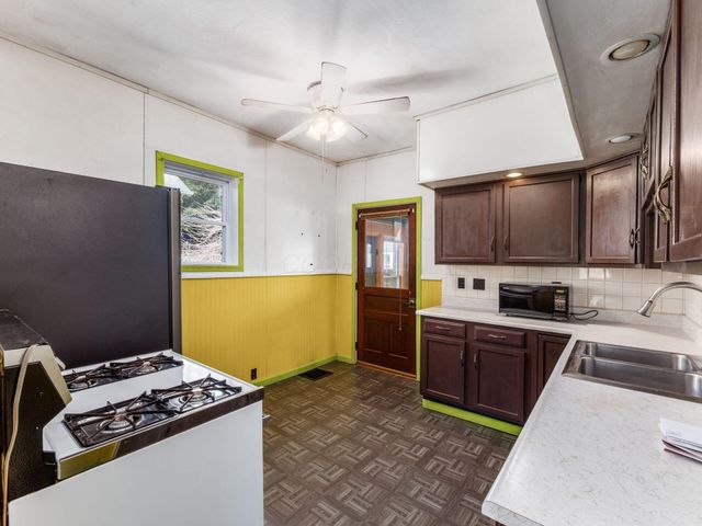 219 Coshocton Avenue, Mount Vernon, OH 43050