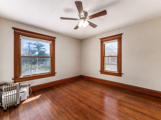 219 Coshocton Avenue, Mount Vernon, OH 43050