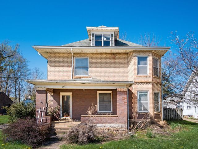 219 Coshocton Avenue, Mount Vernon, OH 43050