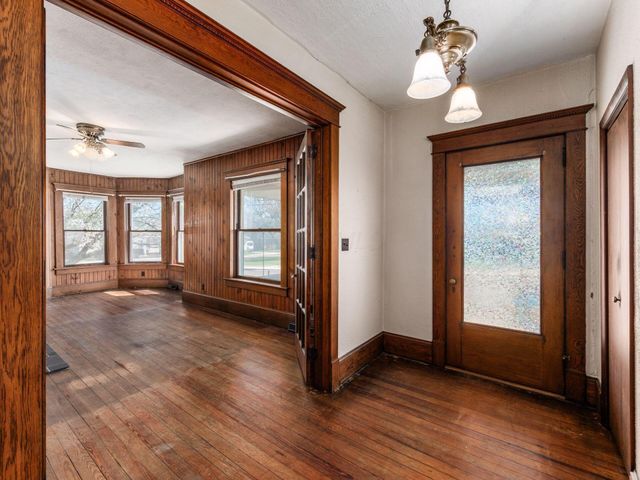219 Coshocton Avenue, Mount Vernon, OH 43050