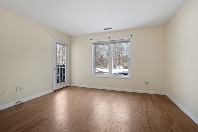 10 Westchester Drive 10, Haverhill, MA 01830