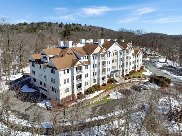 10 Westchester Drive 10, Haverhill, MA 01830