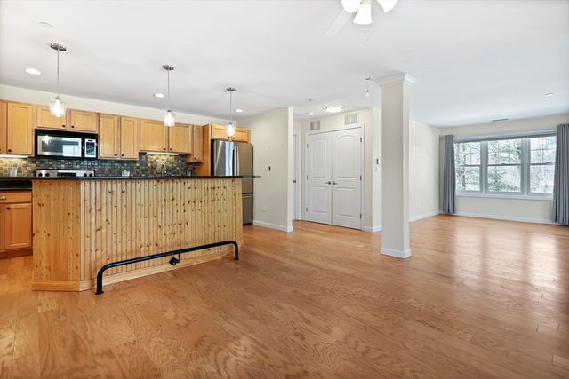 10 Westchester Drive 10, Haverhill, MA 01830