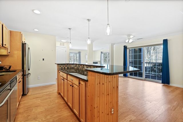 10 Westchester Drive 10, Haverhill, MA 01830