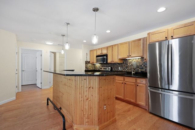 10 Westchester Drive 10, Haverhill, MA 01830