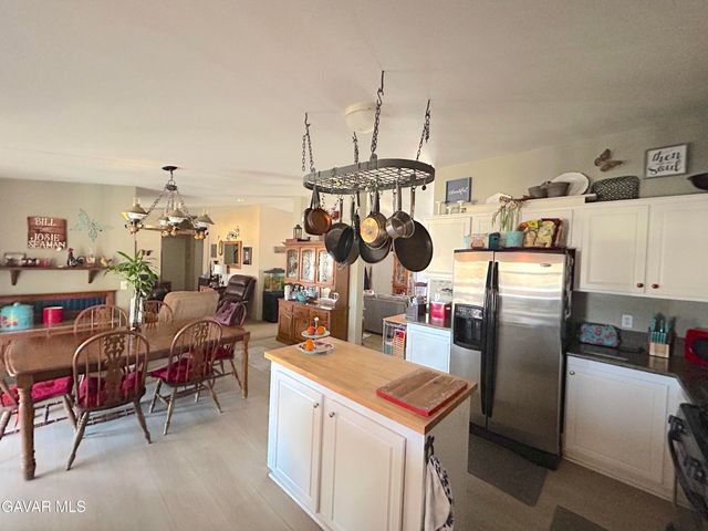 4901 Tobacco Road, Rosamond, CA 93560