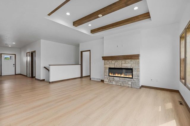 3110 LAZY OAK DRIVE, Green Bay, WI 54311