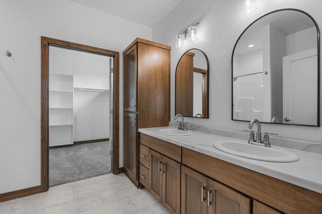 3110 LAZY OAK DRIVE, Green Bay, WI 54311