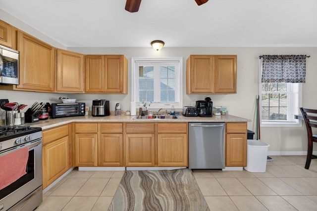 321 King Street, Fall River, MA 02724