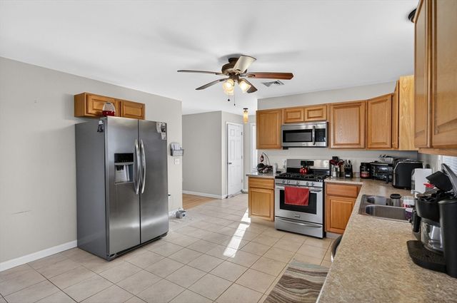 321 King Street, Fall River, MA 02724