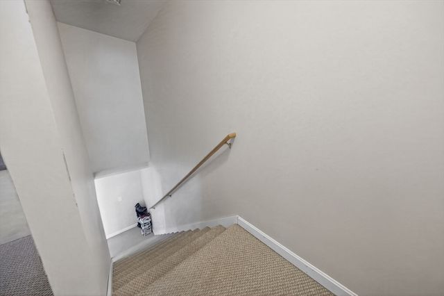 321 King Street, Fall River, MA 02724