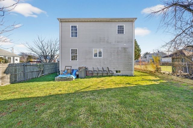 321 King Street, Fall River, MA 02724