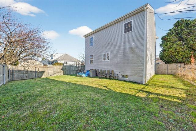 321 King Street, Fall River, MA 02724
