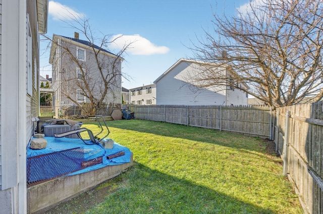 321 King Street, Fall River, MA 02724