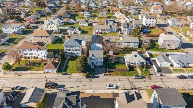 321 King Street, Fall River, MA 02724