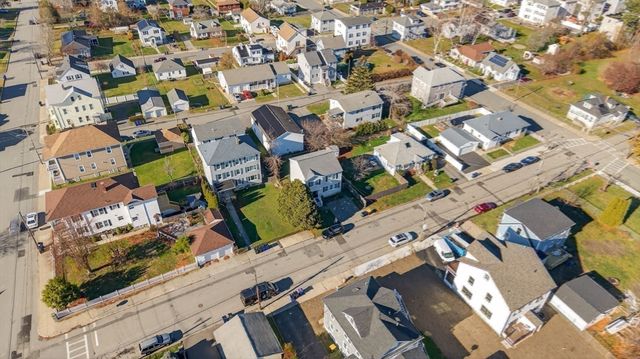 321 King Street, Fall River, MA 02724