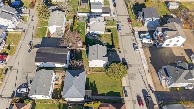 321 King Street, Fall River, MA 02724