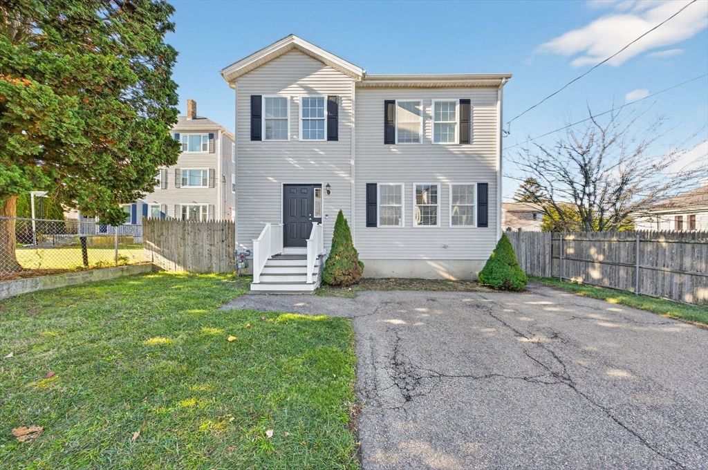321 King Street, Fall River, MA 02724
