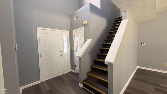 6015 Lakeside Manor Avenue, Indianapolis, IN 46254