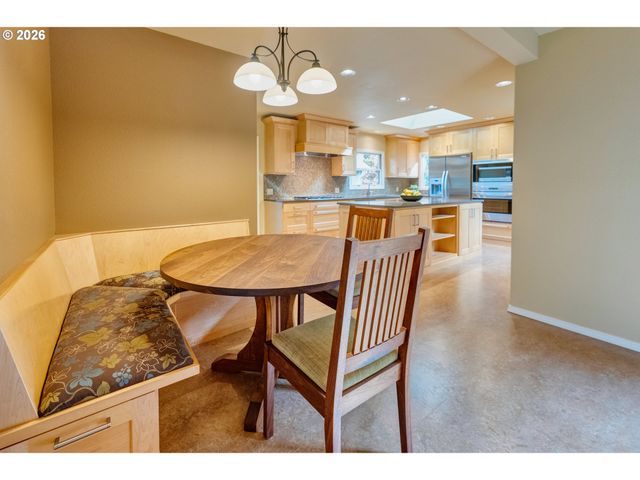 11275 Sw QUELLE Pl, Tigard, OR 97223
