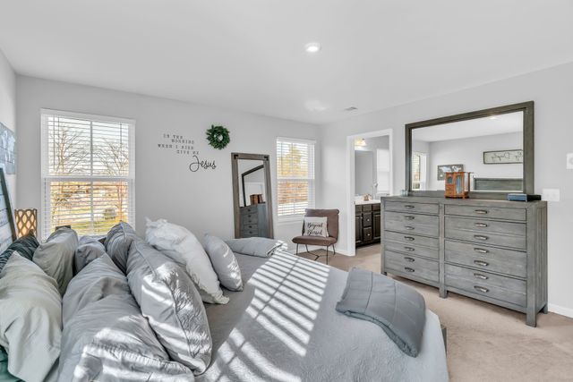 308 Oakley Dr, Gallatin, TN 37066