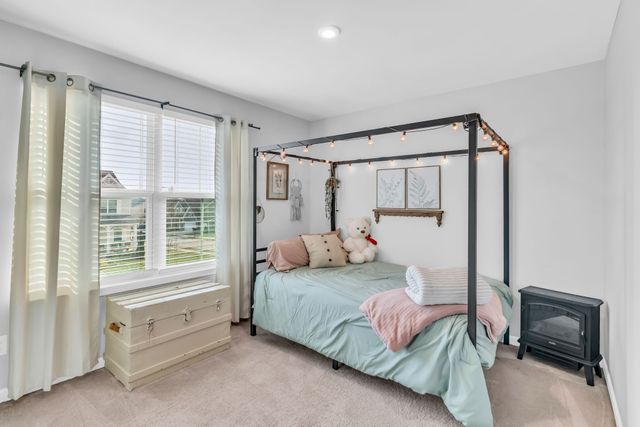 308 Oakley Dr, Gallatin, TN 37066