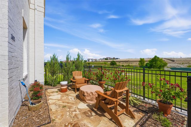 13825 Carnegie Drive, Fort Worth, TX 76008