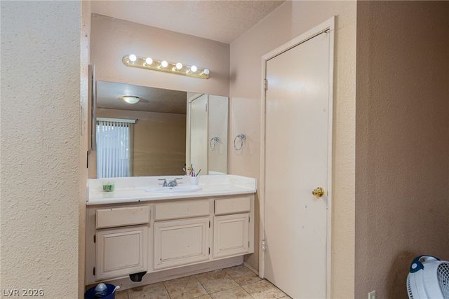 3233 Kinsale Court, Las Vegas, NV 89121