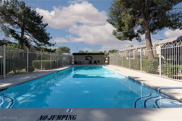 3233 Kinsale Court, Las Vegas, NV 89121