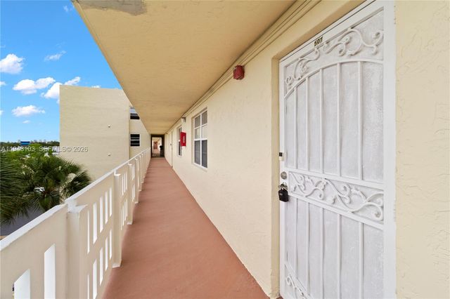101 SE 3rd Ave 507, Dania Beach, FL 33004