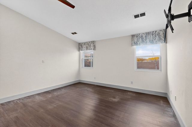 273 Tigris Road NE, Rio Rancho, NM 87124