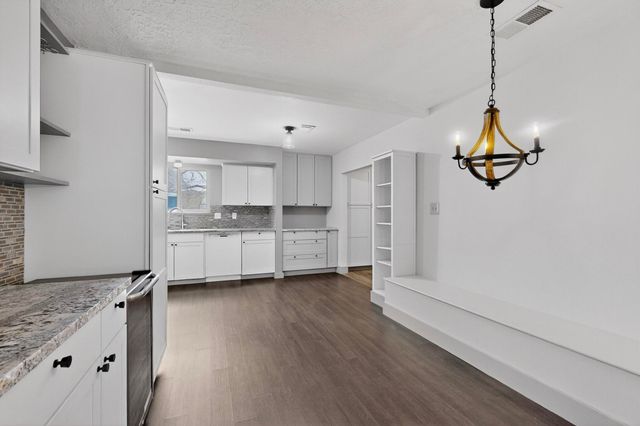 273 Tigris Road NE, Rio Rancho, NM 87124