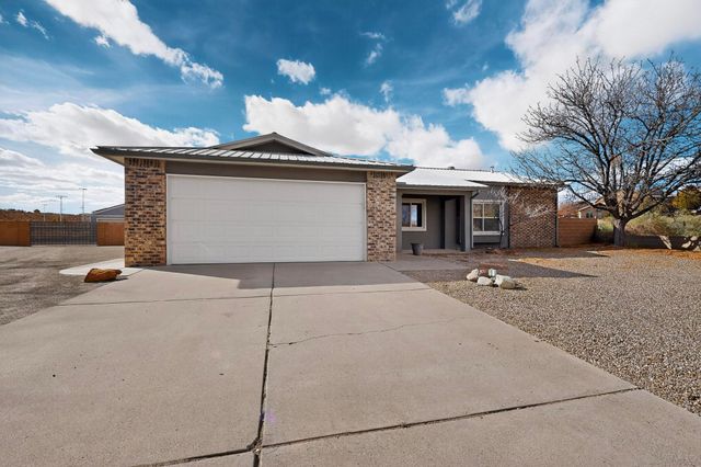 273 Tigris Road NE, Rio Rancho, NM 87124