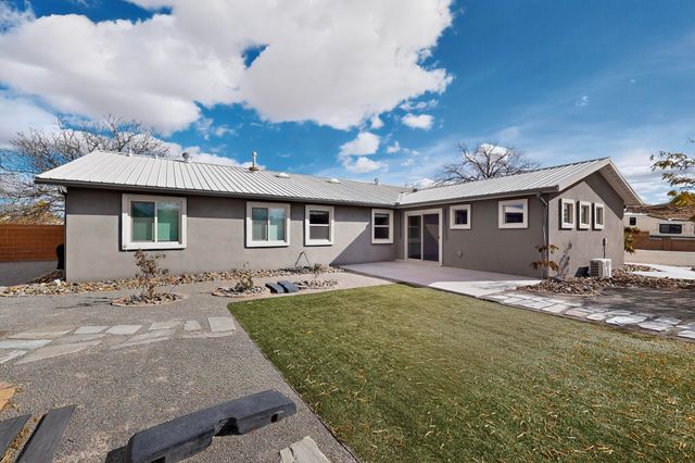 273 Tigris Road NE, Rio Rancho, NM 87124