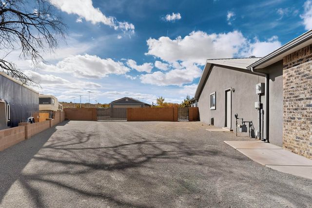 273 Tigris Road NE, Rio Rancho, NM 87124