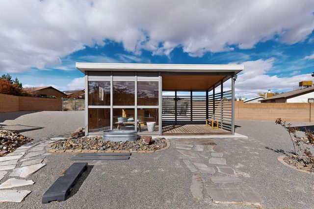 273 Tigris Road NE, Rio Rancho, NM 87124