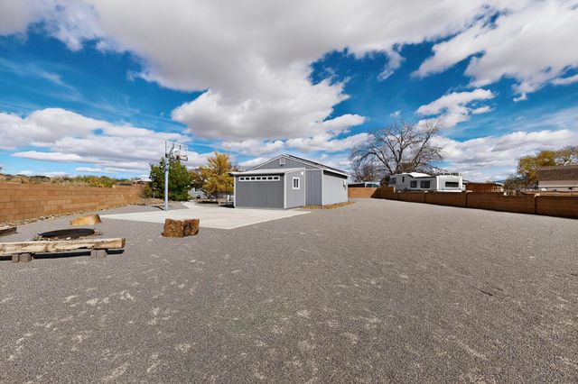 273 Tigris Road NE, Rio Rancho, NM 87124