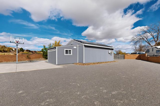 273 Tigris Road NE, Rio Rancho, NM 87124