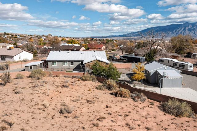 273 Tigris Road NE, Rio Rancho, NM 87124