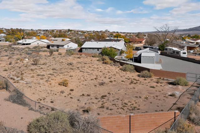 273 Tigris Road NE, Rio Rancho, NM 87124