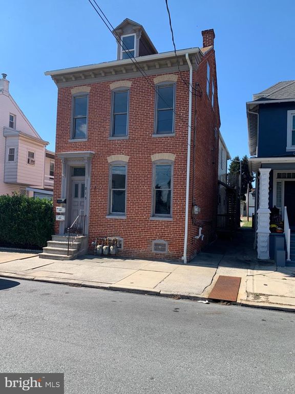 815 LOCUST ST, Columbia, PA 17512