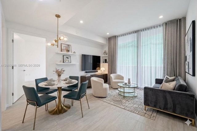 77 SE 5th Street 3005, Miami, FL 33131