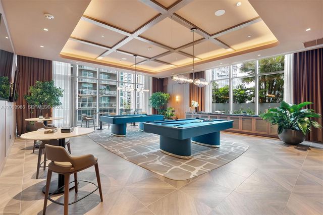 77 SE 5th Street 3005, Miami, FL 33131