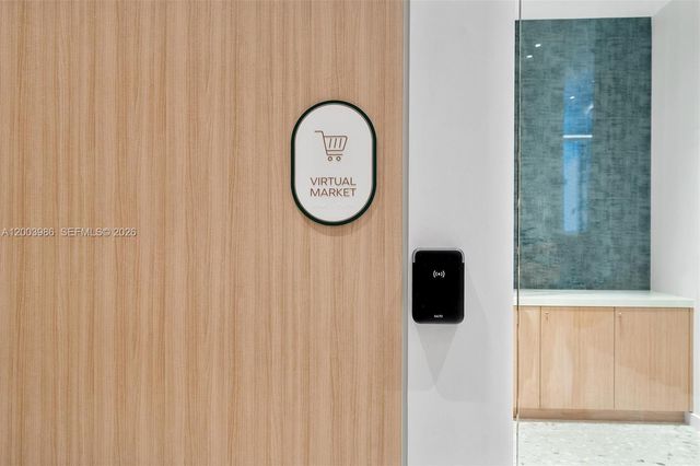 77 SE 5th Street 3005, Miami, FL 33131