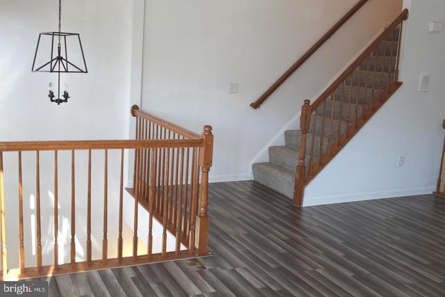202 BLOSSOM LN, Stafford, VA 22554