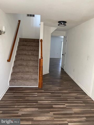 202 BLOSSOM LN, Stafford, VA 22554